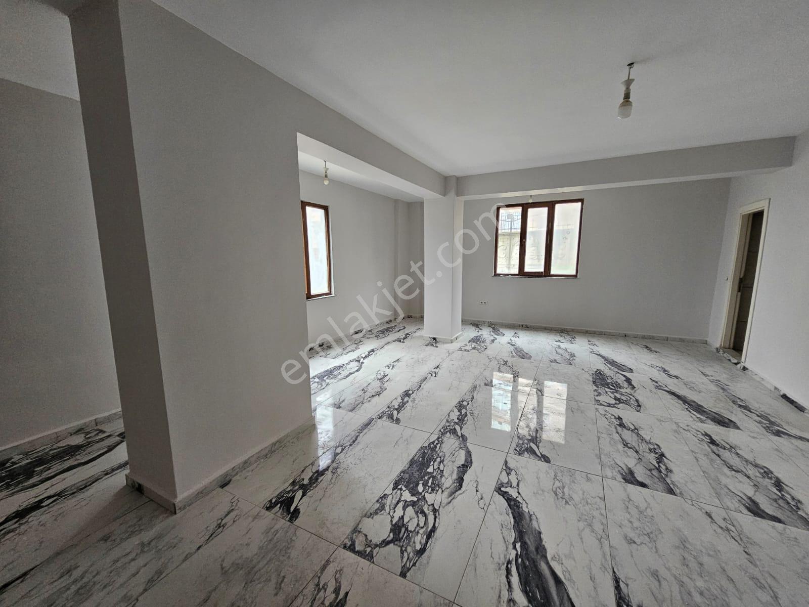 Sancaktepe'de İskanlı, Düzayak 170 M2 Dükkan - Görsel 28