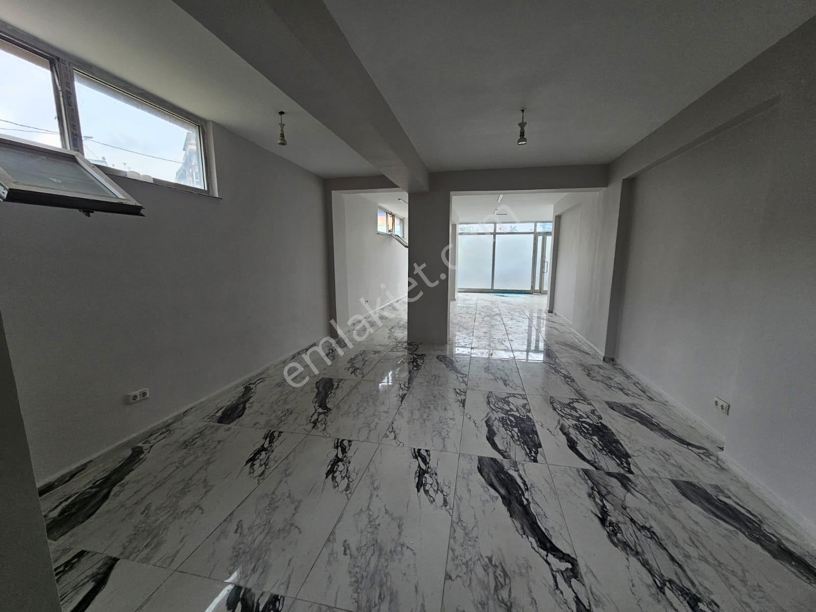 Sancaktepe'de İskanlı, Düzayak 170 M2 Dükkan - Görsel 15