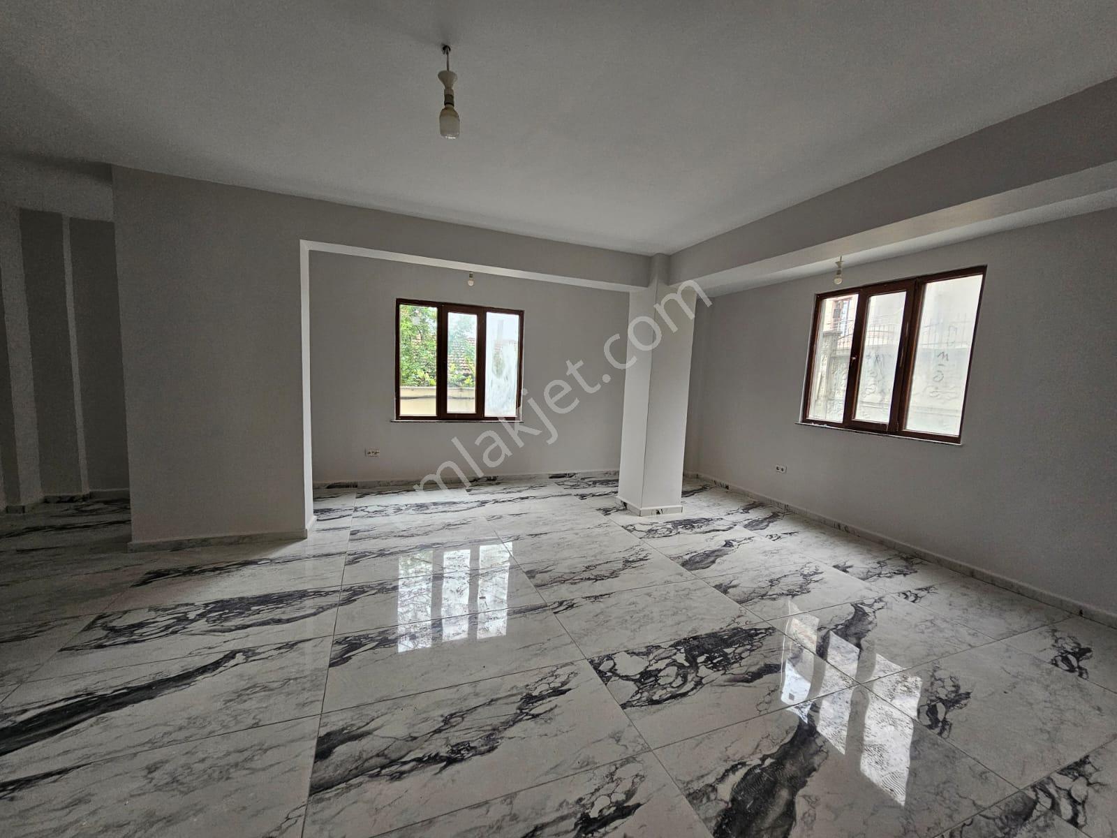Sancaktepe'de İskanlı, Düzayak 170 M2 Dükkan - Görsel 38