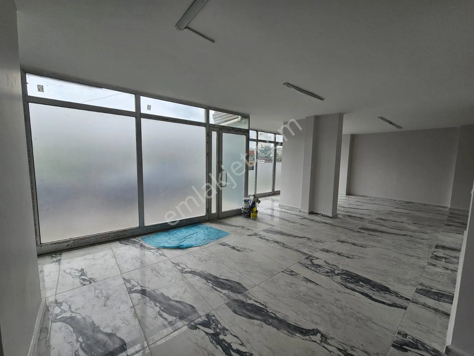 Sancaktepe'de İskanlı, Düzayak 170 M2 Dükkan - Görsel 5