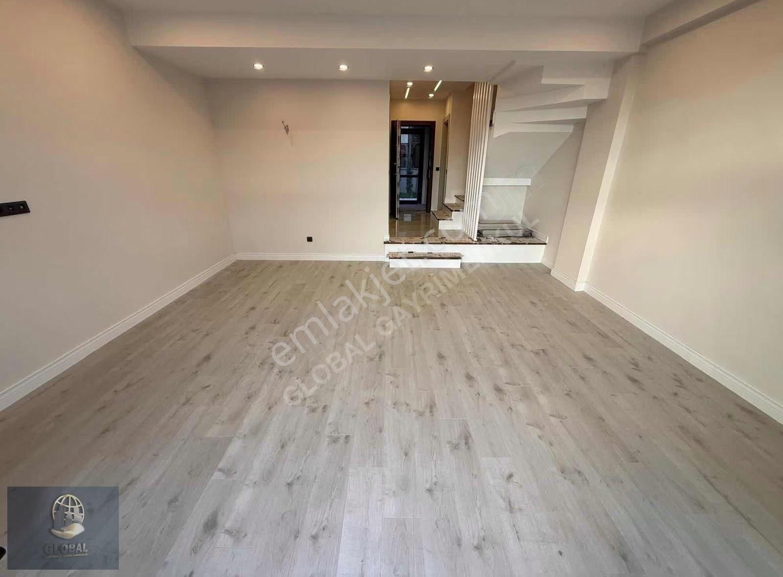 Önerler'de Butik Site İçi Emsalsiz Konumda 250m2 Villa - Görsel 10