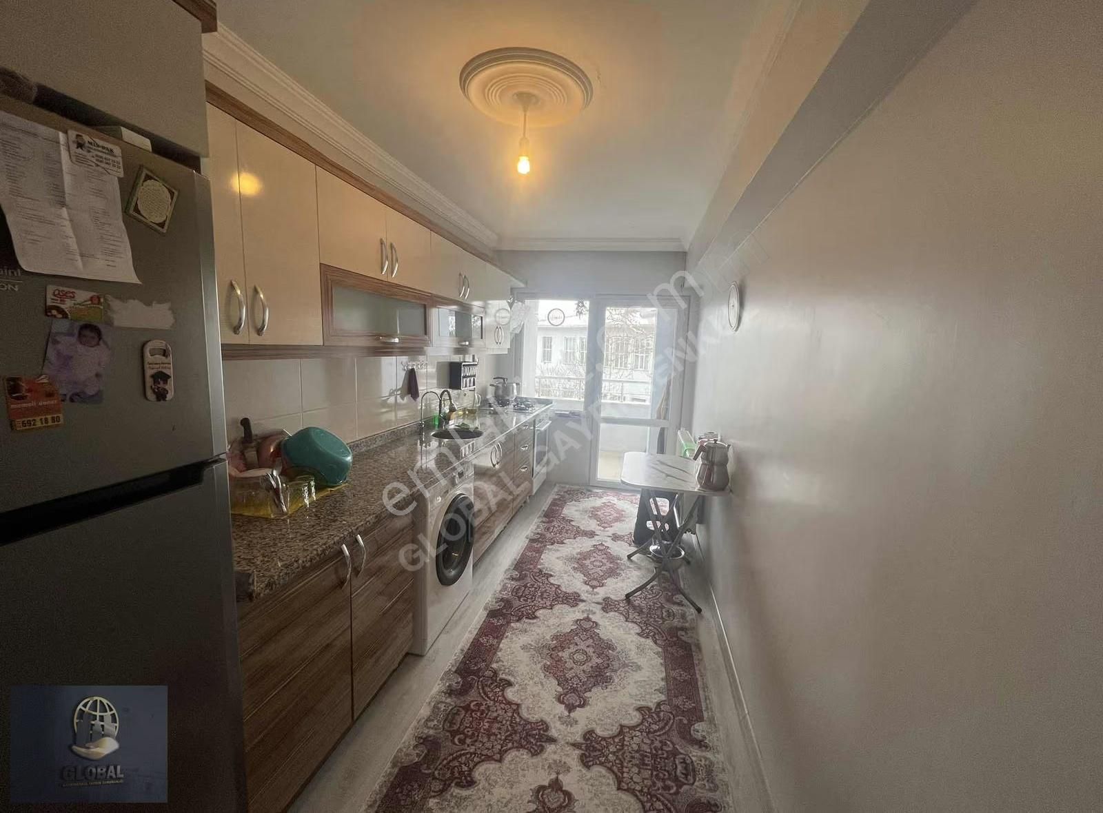 Çarşı Merkezi Konumda Arakat İskanlı 2+1 !!