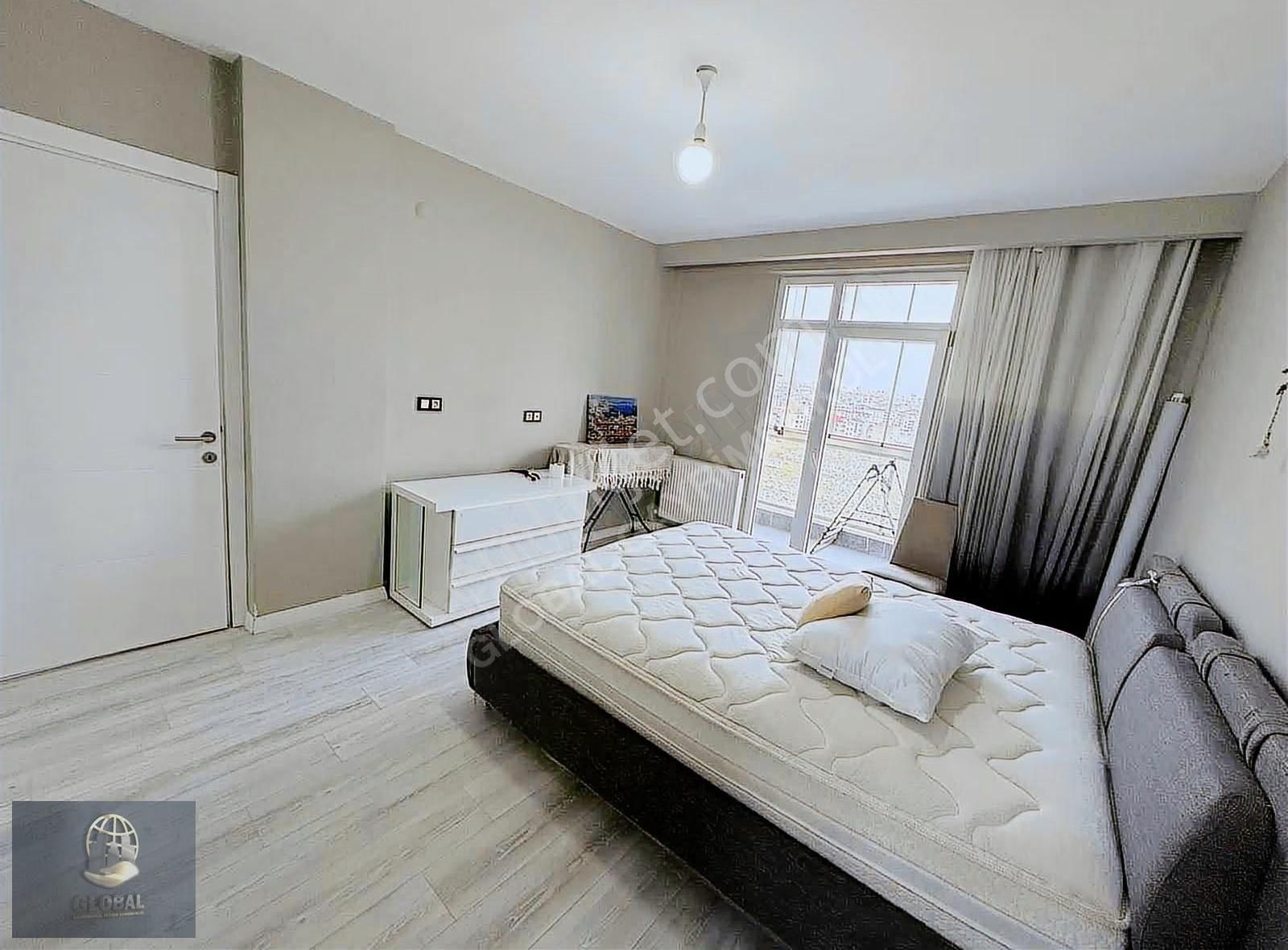 Zeki Referans Havuz Cephe Teraslı Arakat!! - Görsel 3