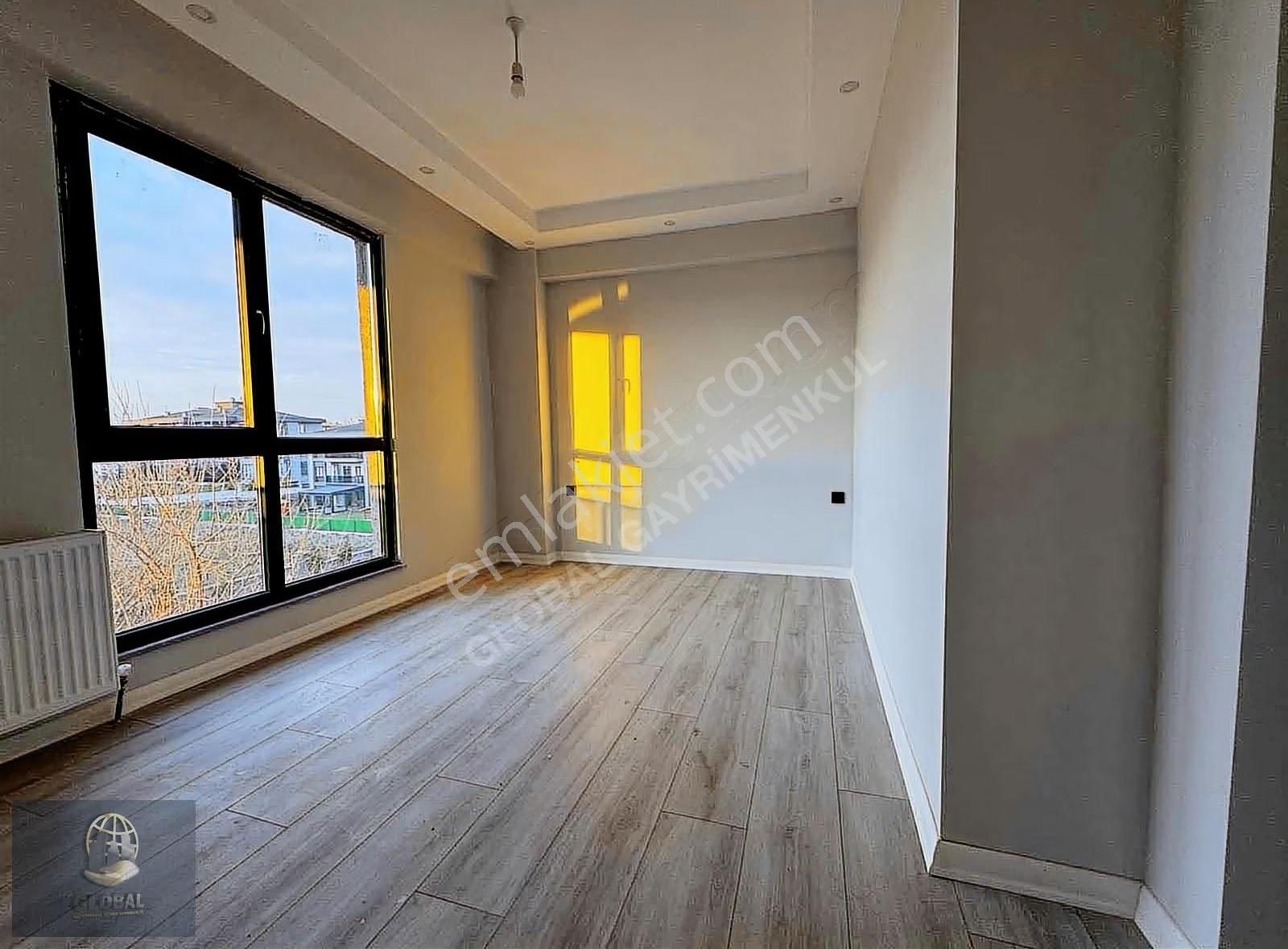 Emlak Konut Bölegesi Yatay Mimari Havuz Cephe Lüx 2+1!! - Görsel 7