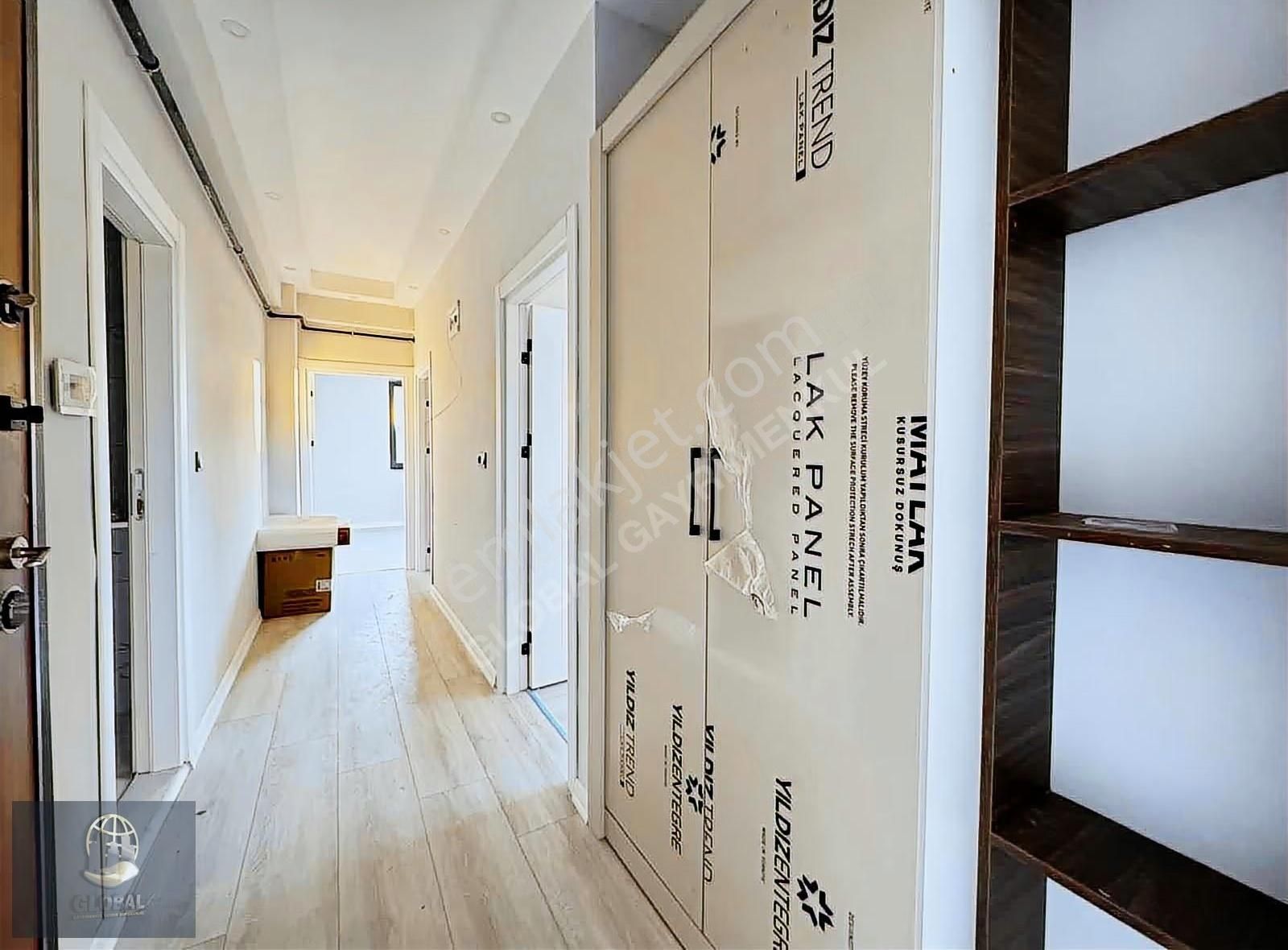 Emlak Konut Bölegesi Yatay Mimari Havuz Cephe Lüx 2+1!! - Görsel 12