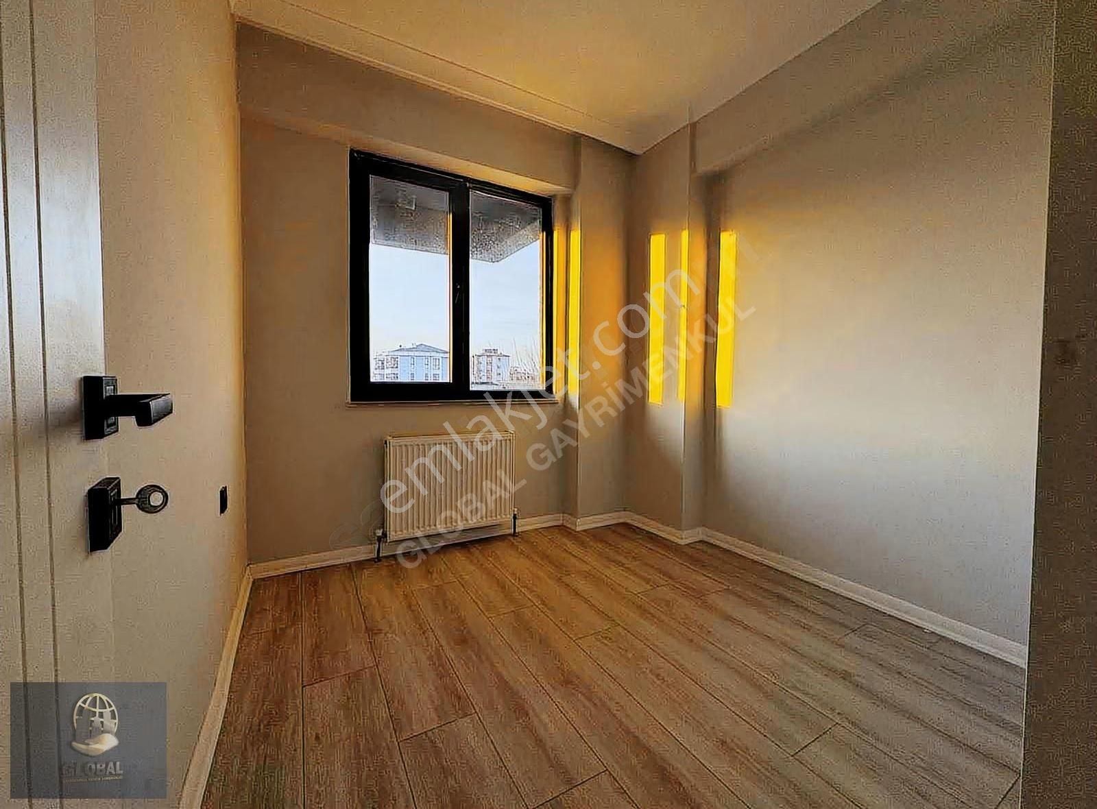 Emlak Konut Bölegesi Yatay Mimari Havuz Cephe Lüx 2+1!! - Görsel 19