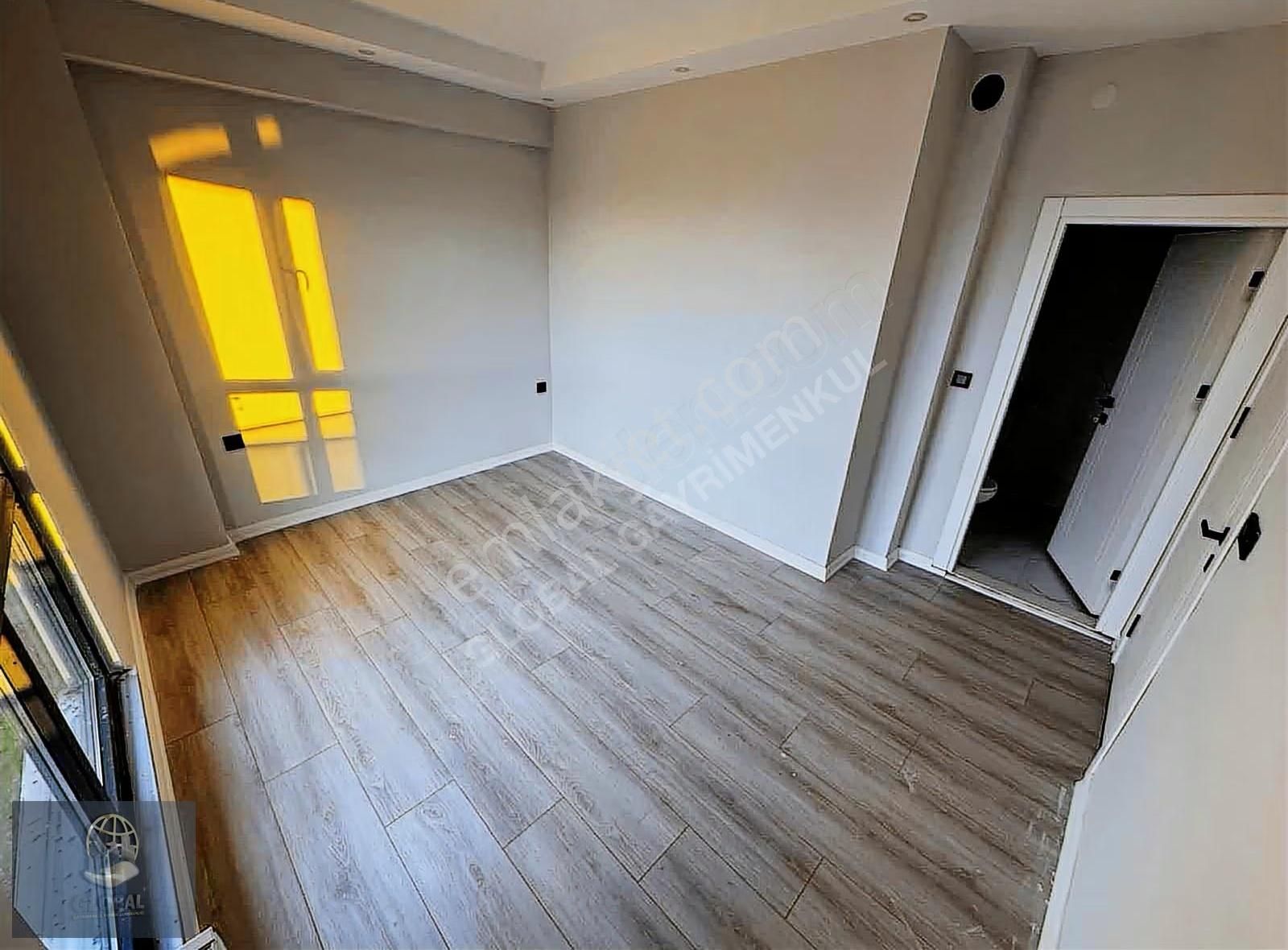 Emlak Konut Bölegesi Yatay Mimari Havuz Cephe Lüx 2+1!! - Görsel 9