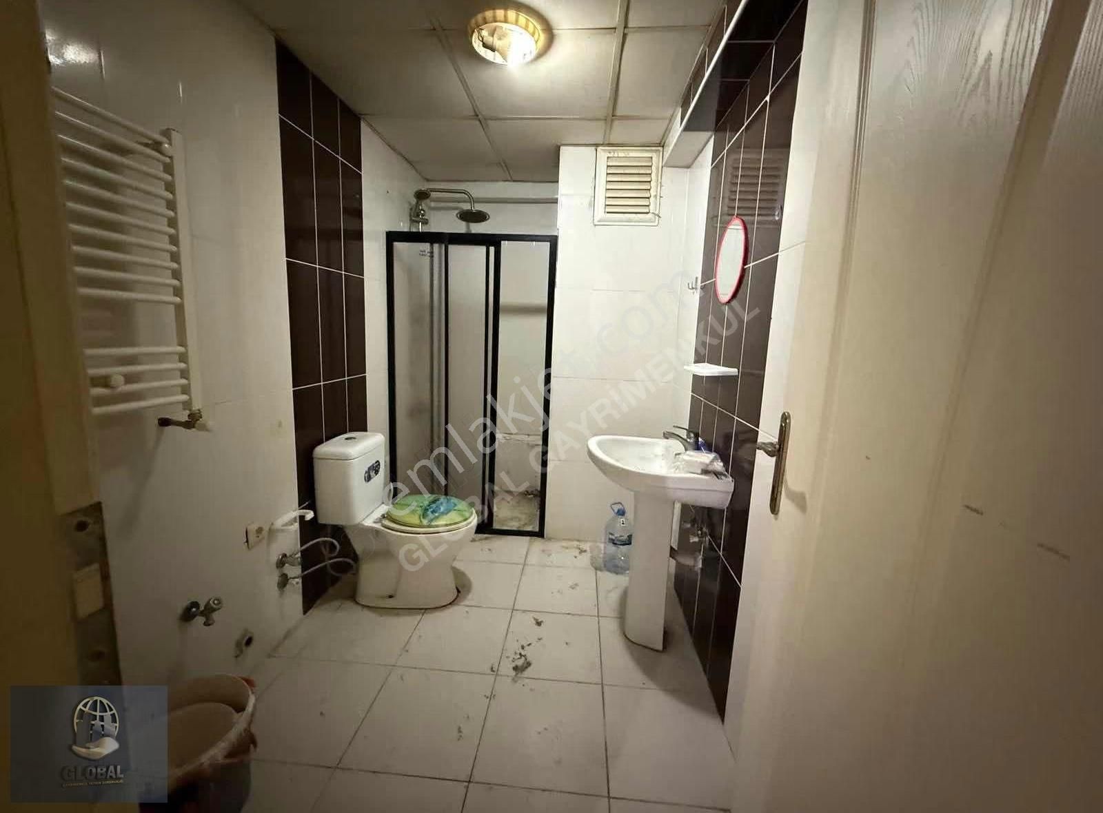 Reşadiye Askentcaddesi Yakını 12 Yıllık İskanlı 2+1 Kupondaire - Görsel 6