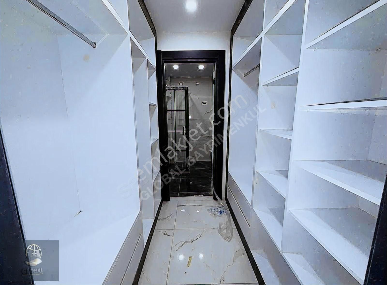 İzsiz Tower Arakat Güney Cephe Emsalsiz 3+1 !! - Görsel 25