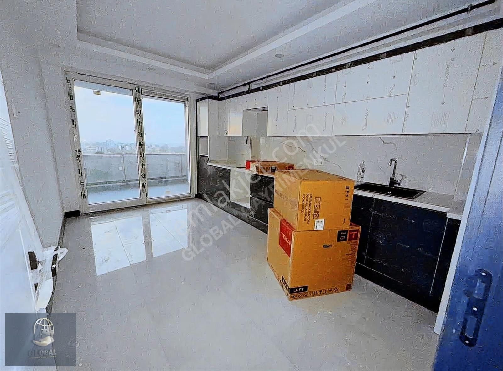 İzsiz Tower Arakat Güney Cephe Emsalsiz 3+1 !! - Görsel 2