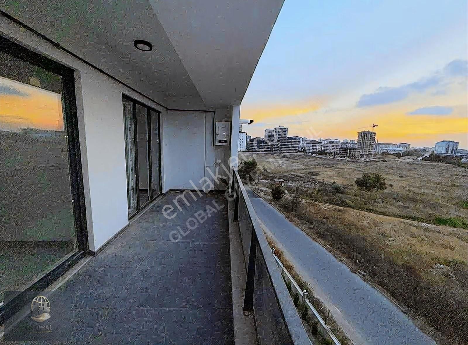 İzsiz Tower Arakat Güney Cephe Emsalsiz 3+1 !! - Görsel 15