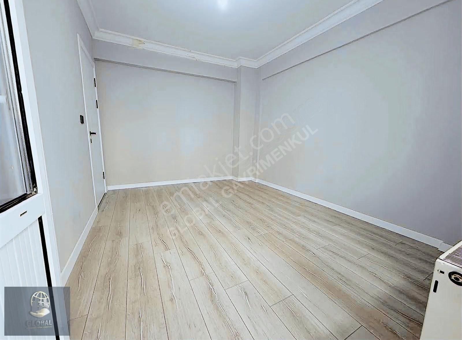 Muhittin'de Bulvar Cephe Özel Tasarım 170m2 4+1 !! - Görsel 15