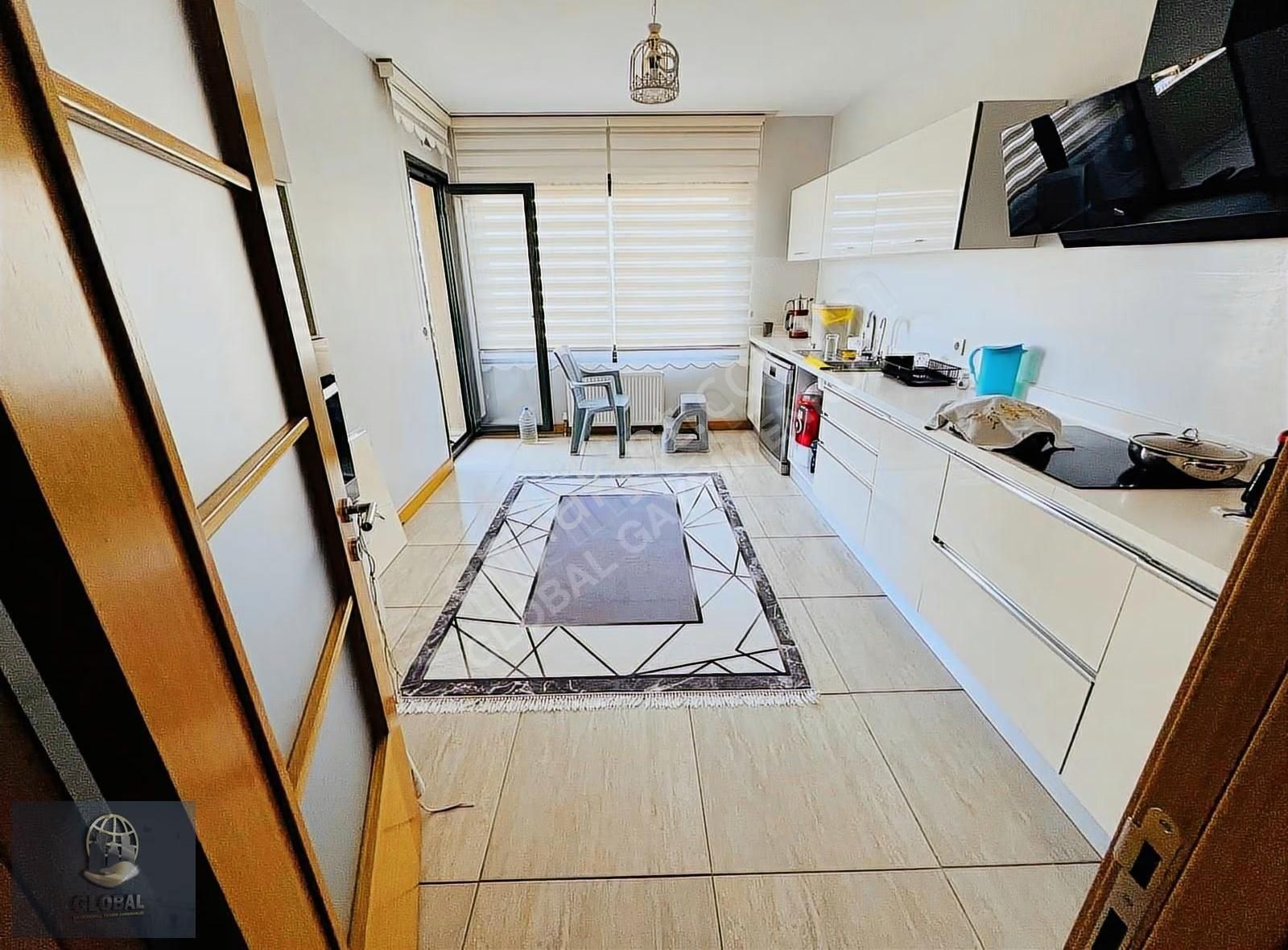 Terrace Yatay Mimari Arakat Güney Cephe 180 M2 3+1 !! - Görsel 16