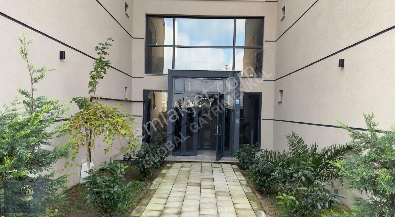 Önerler'de Ultralüx Site İçi Havuz Cephe Bahçe Katı - Görsel 18