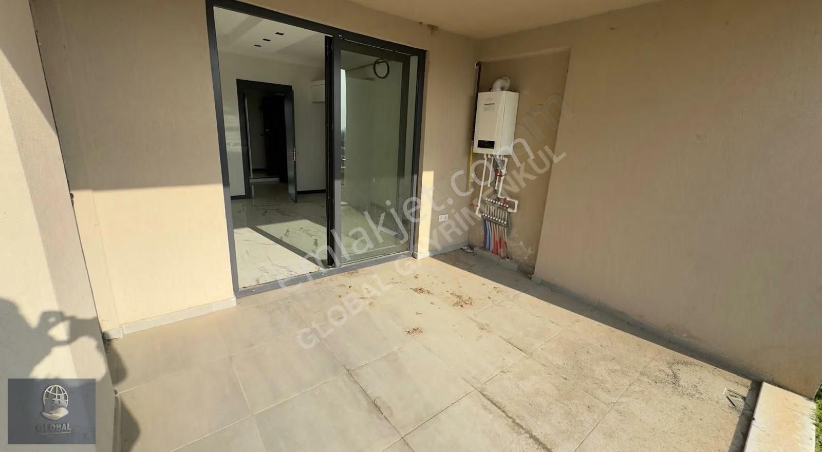 Önerler'de Ultralüx Site İçi Havuz Cephe Bahçe Katı - Görsel 23