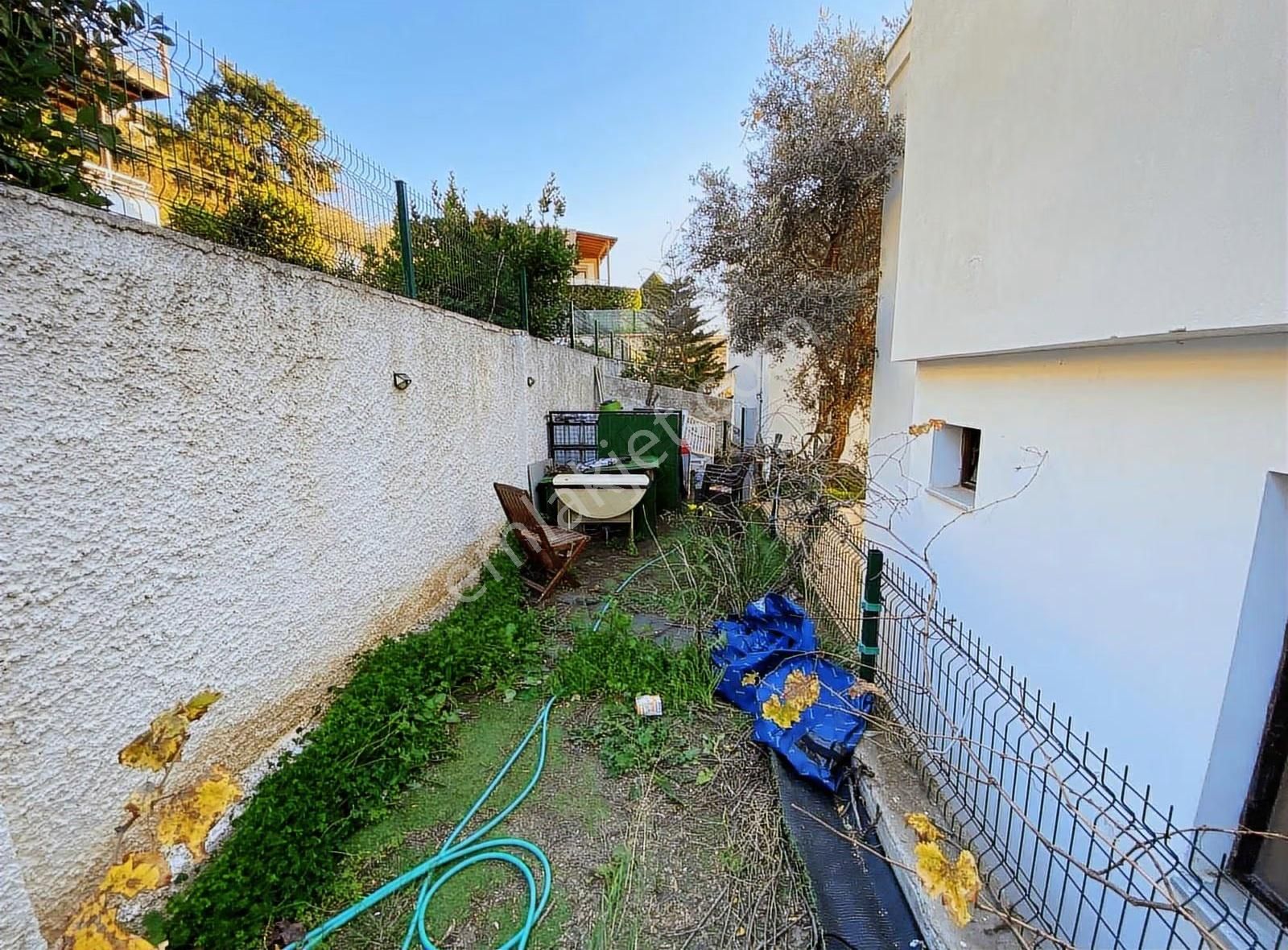 Bodrum Umurca Kiralık Kale Ve Deniz Manzaralı 2+1 Eşyalı Daire - Görsel 2