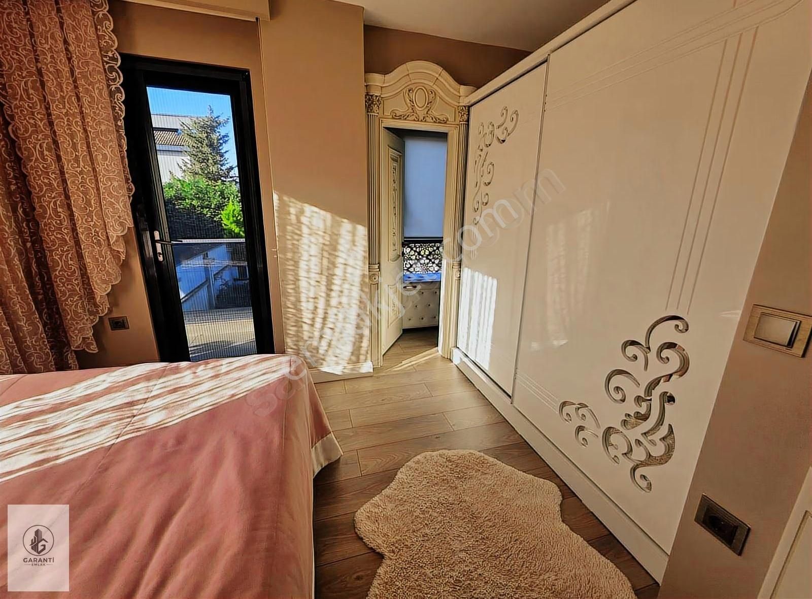 Akyazıda Yüksek Okul Yanı 400 M2 Arsa Üzerinde 5+1 Villa Satılık - Görsel 7