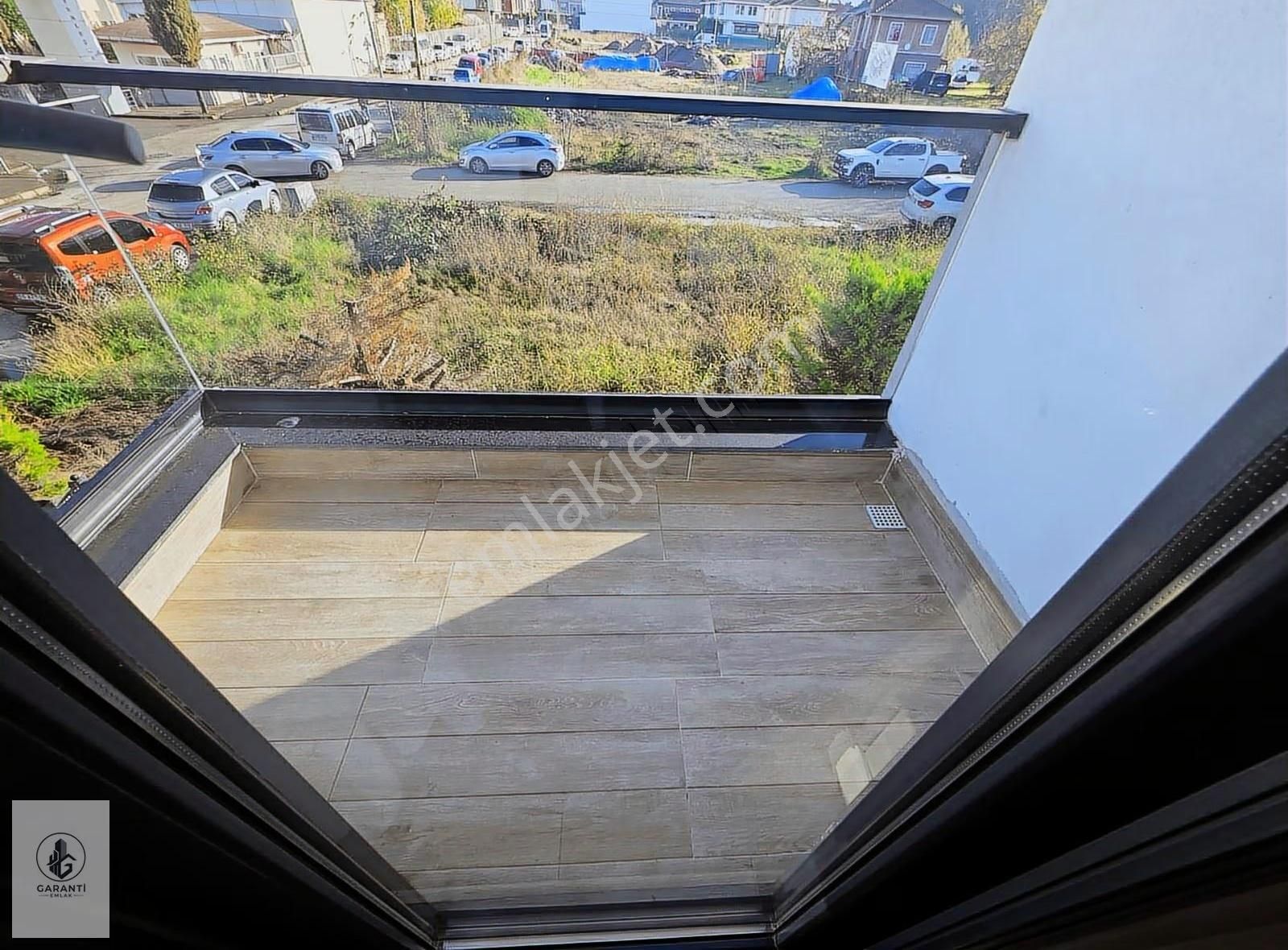 Akyazıda Yüksek Okul Yanı 400 M2 Arsa Üzerinde 5+1 Villa Satılık - Görsel 13