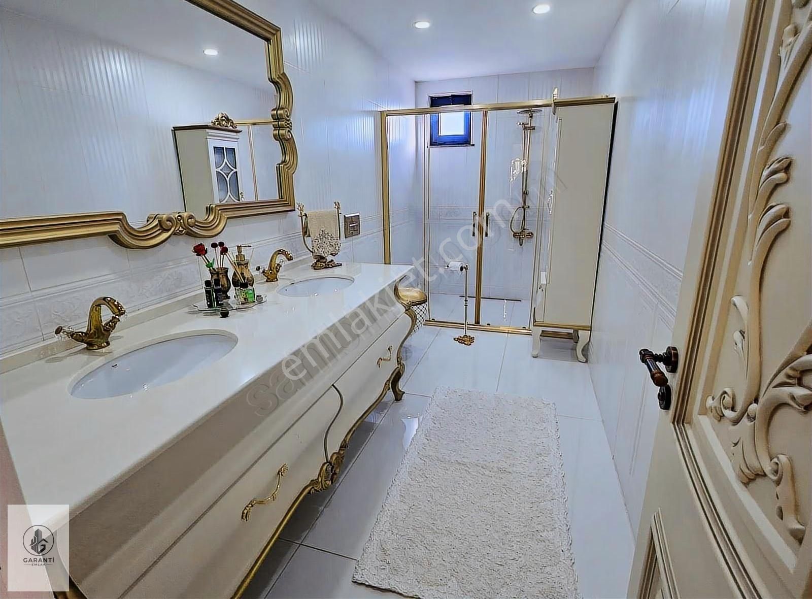 Akyazıda Yüksek Okul Yanı 400 M2 Arsa Üzerinde 5+1 Villa Satılık - Görsel 21