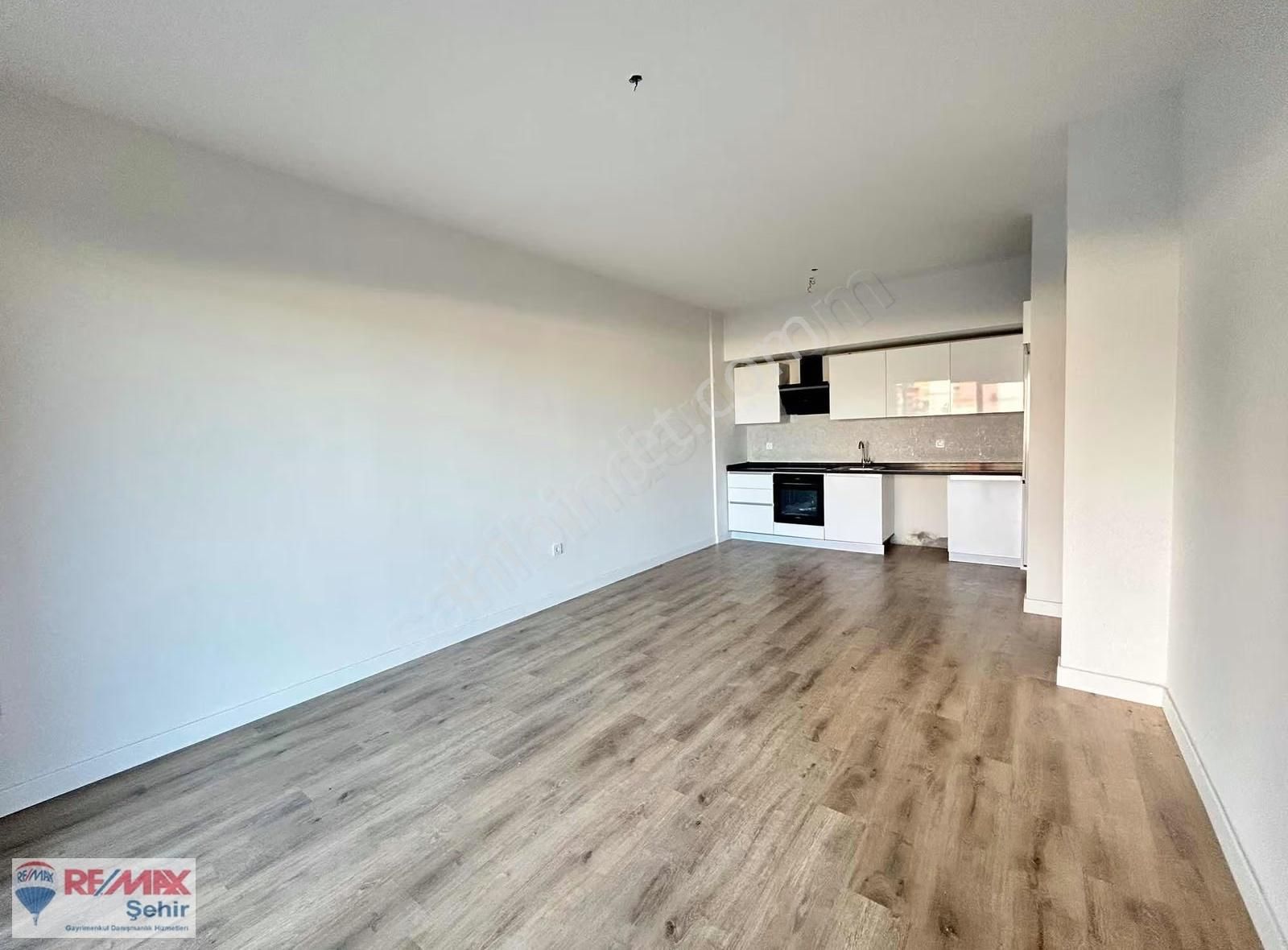 Remax'dan Yalova Kadıköy Özden Mah Site İçi Satılık Daire - Görsel 8