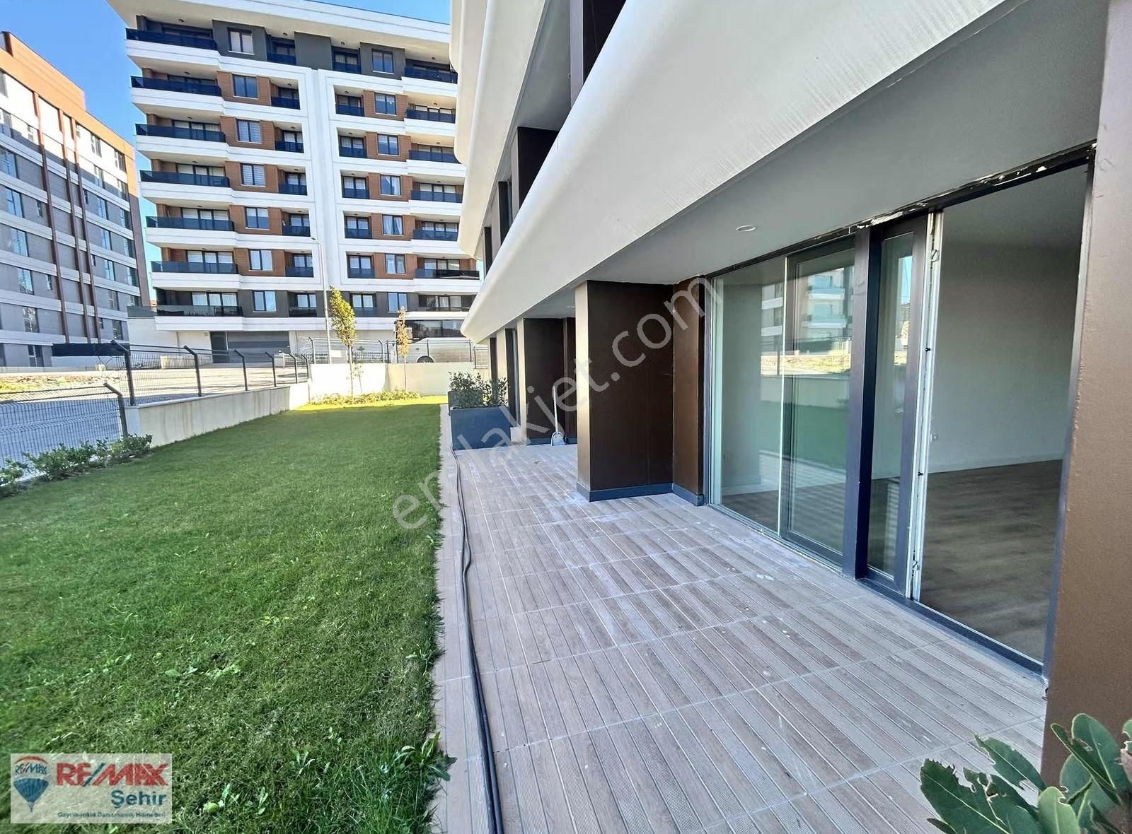 Remax'dan Yalova Kadıköy Özden Mah Site İçi Satılık Daire - Görsel 13