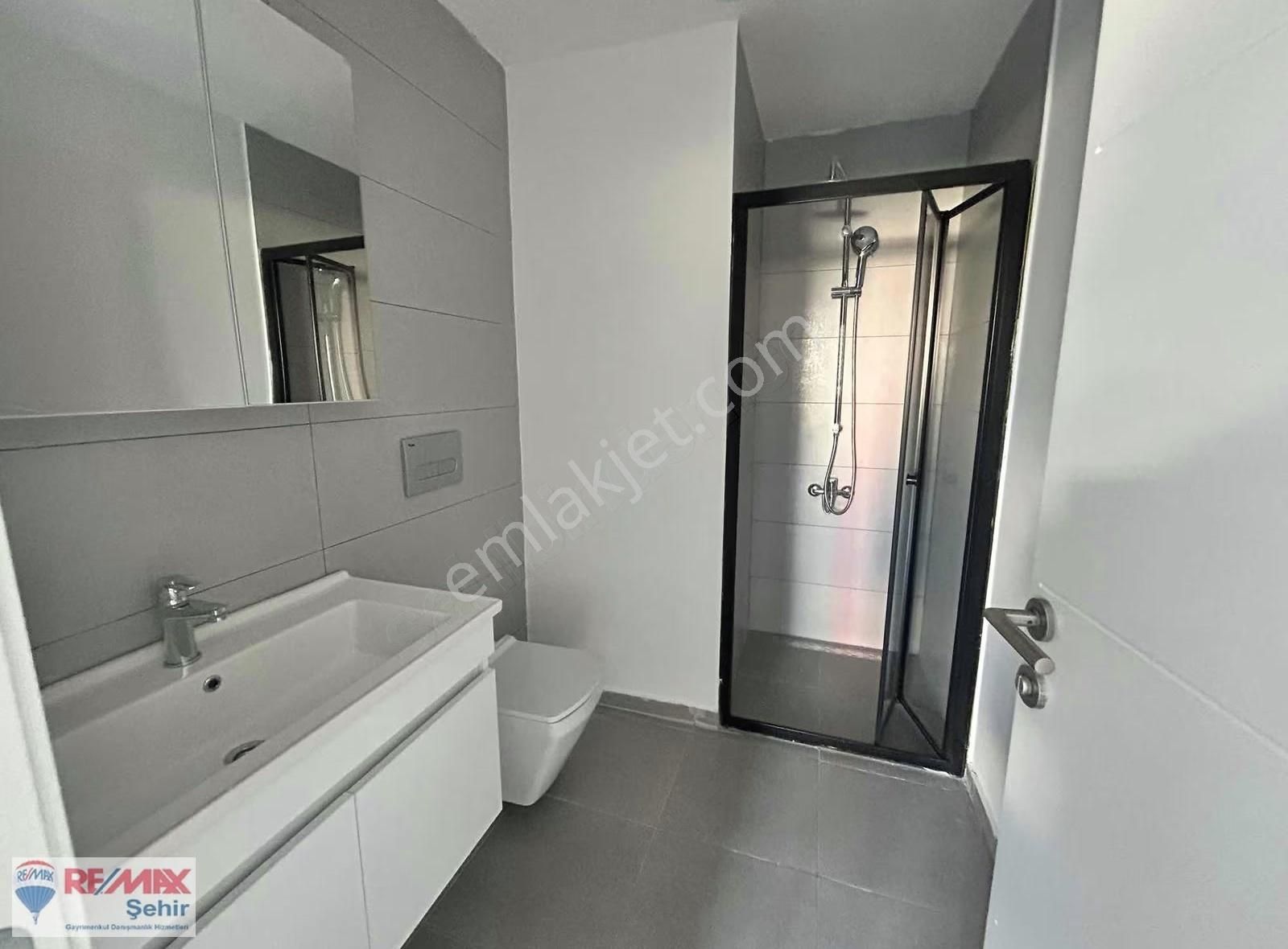 Remax'dan Yalova Kadıköy Özden Mah Site İçi Satılık Daire - Görsel 18