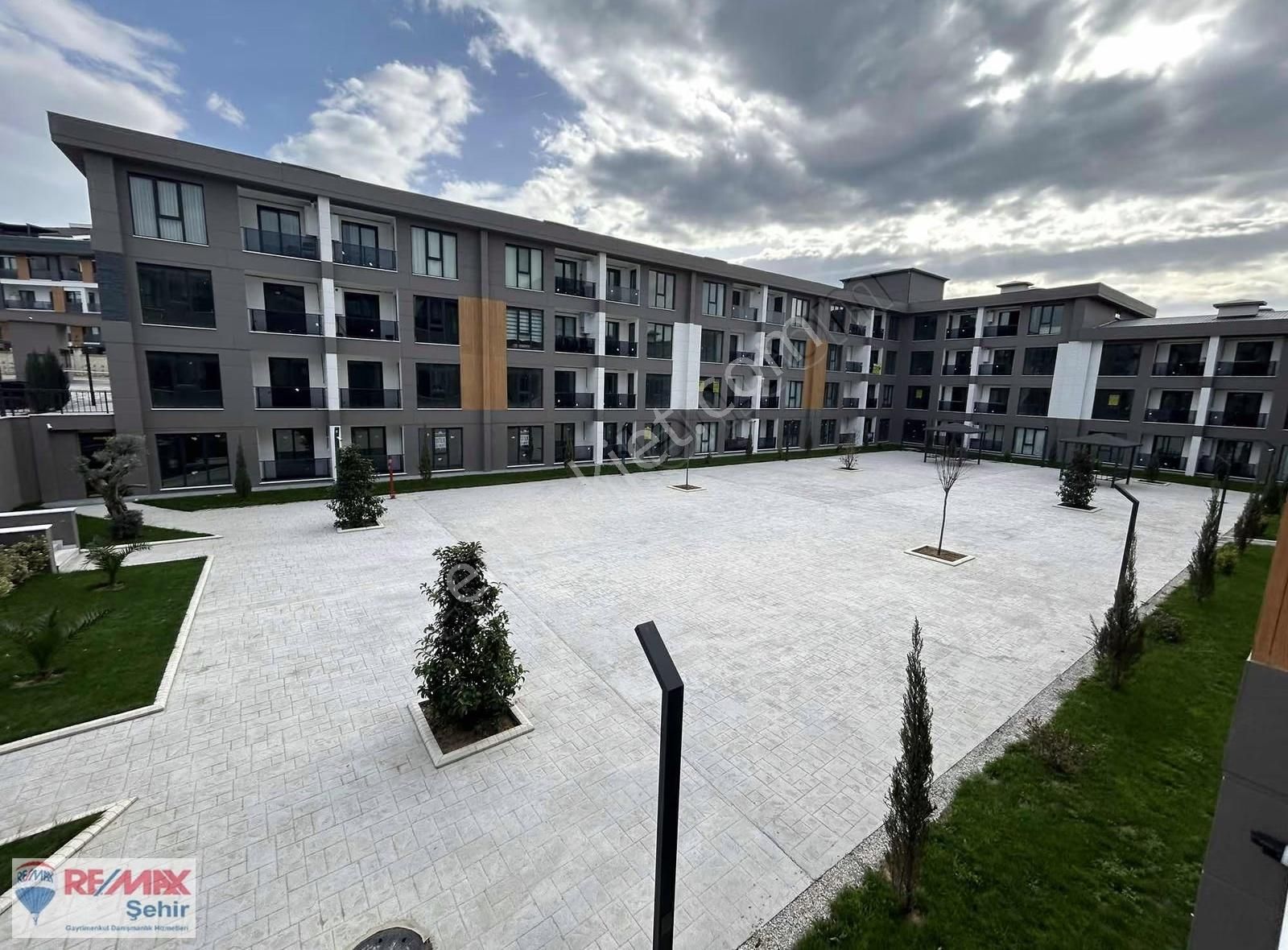 Re/max Şehir'den Akyol Premium Lounge'da Satılık Daire - Görsel 2