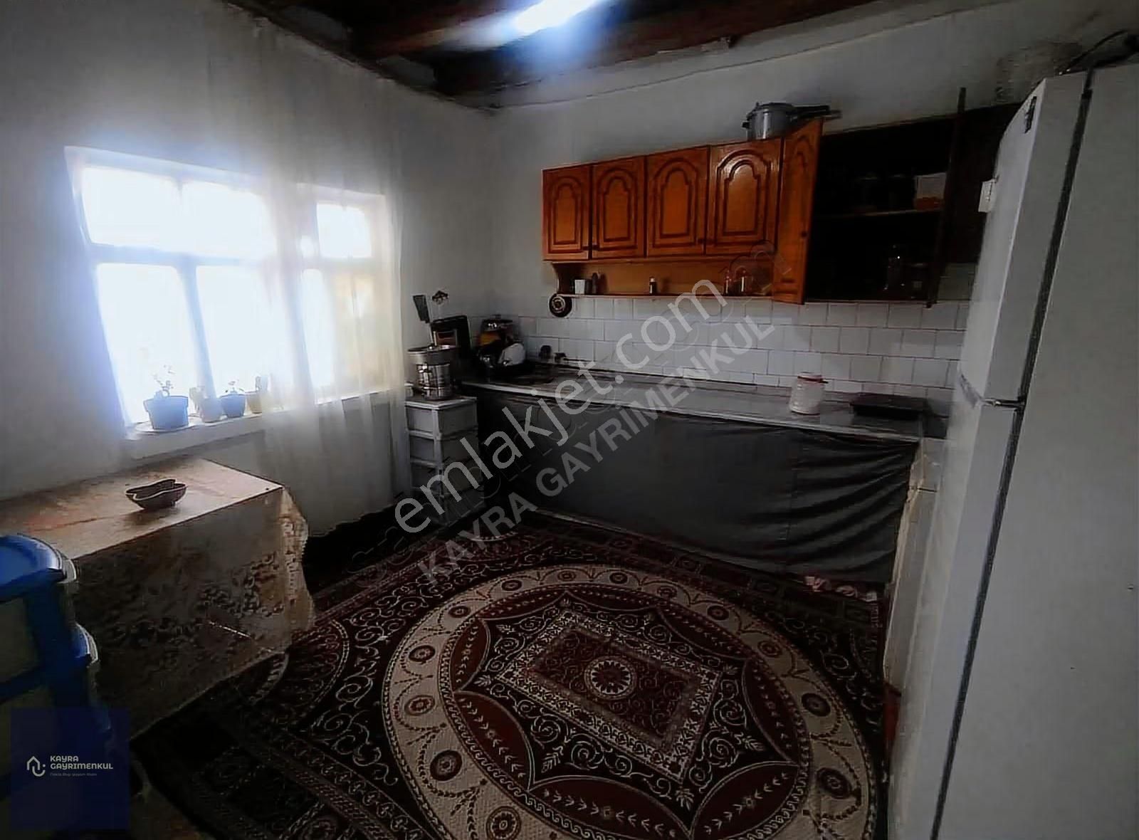 Kayra'dan Fırsat!!yatırımlık,geniş Arsa Paylı Müstakil Ev - Görsel 11