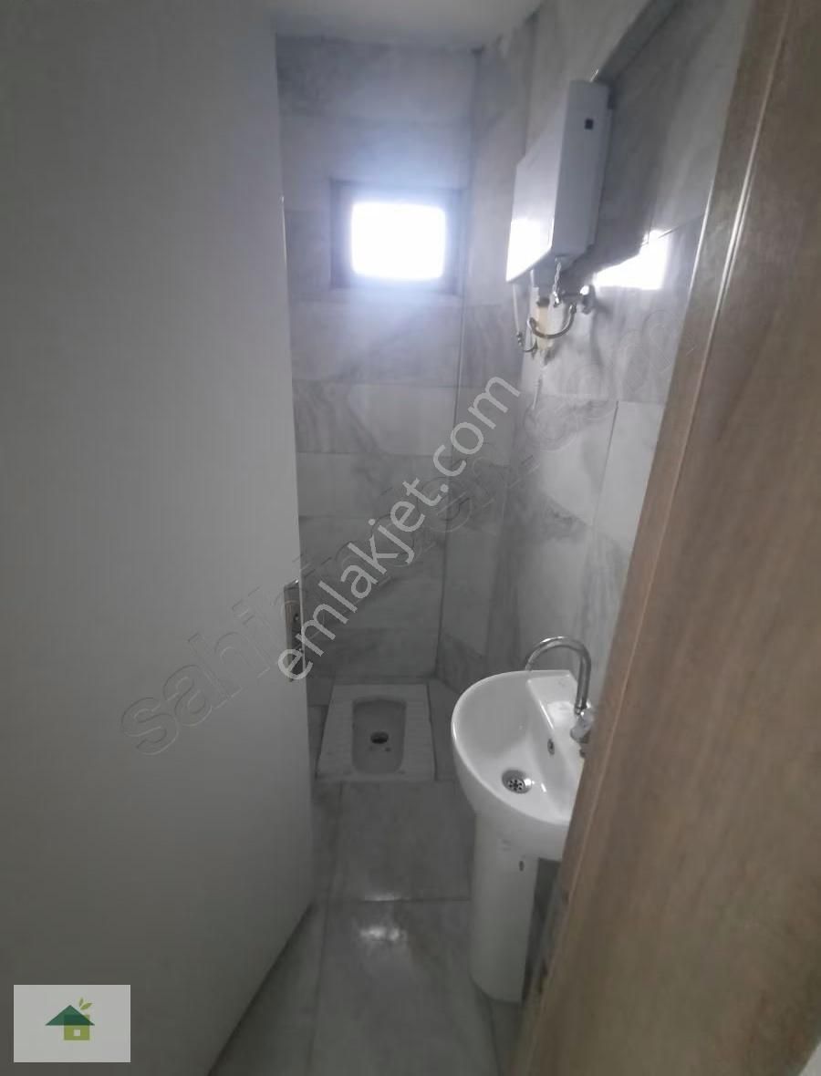 Merkezde Kapalı Mutfak Kiralık 2+1 Daire - Görsel 5