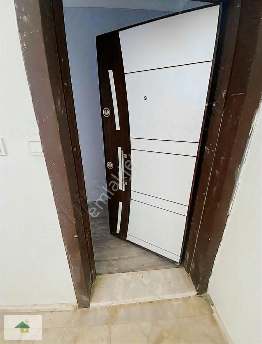 Merkezde Kapalı Mutfak Kiralık 2+1 Daire