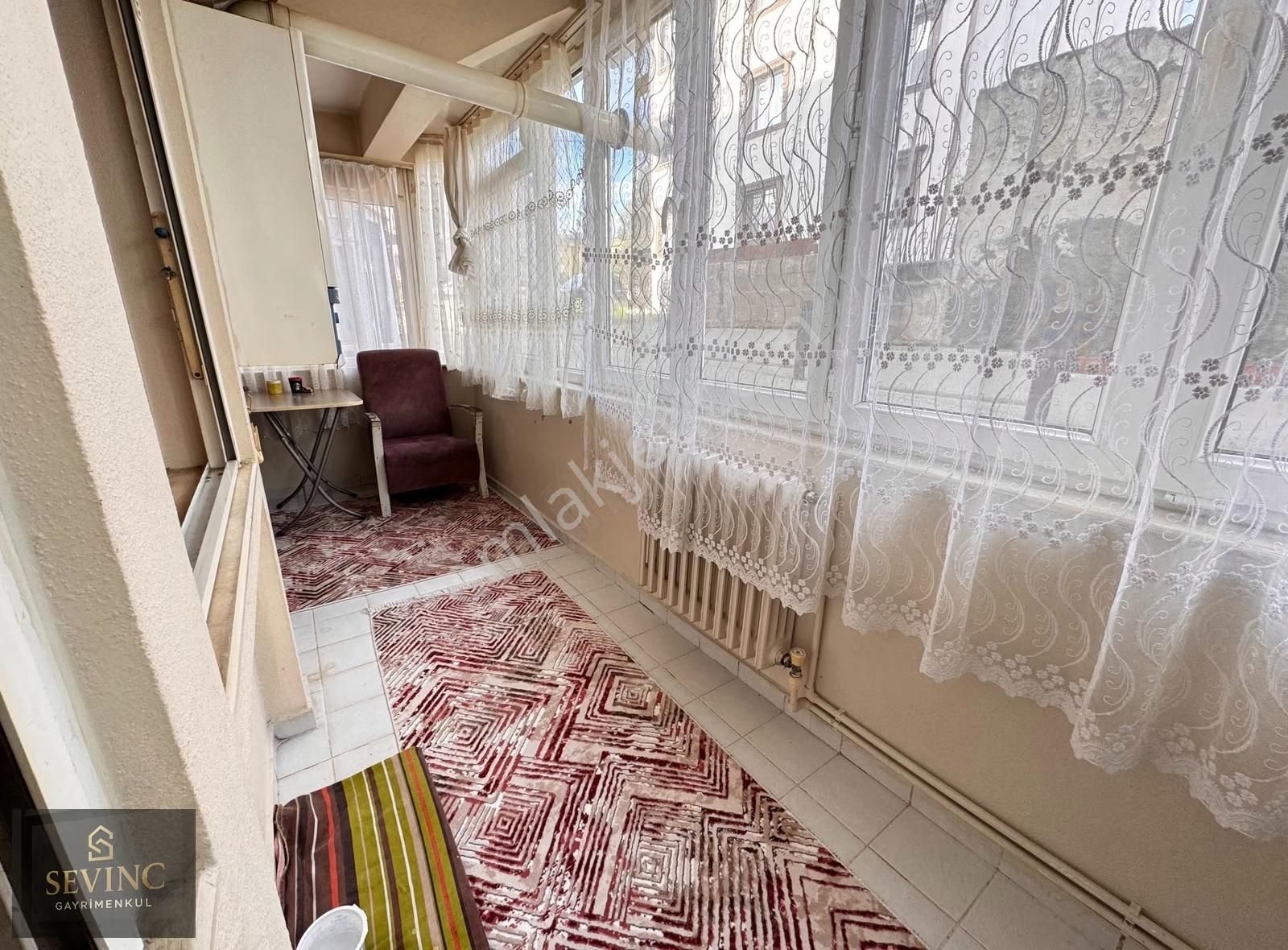 Sevinçten Paşakonakta Okullar Bölgesinde Geniş 2+1 Satılık Daire - Görsel 19