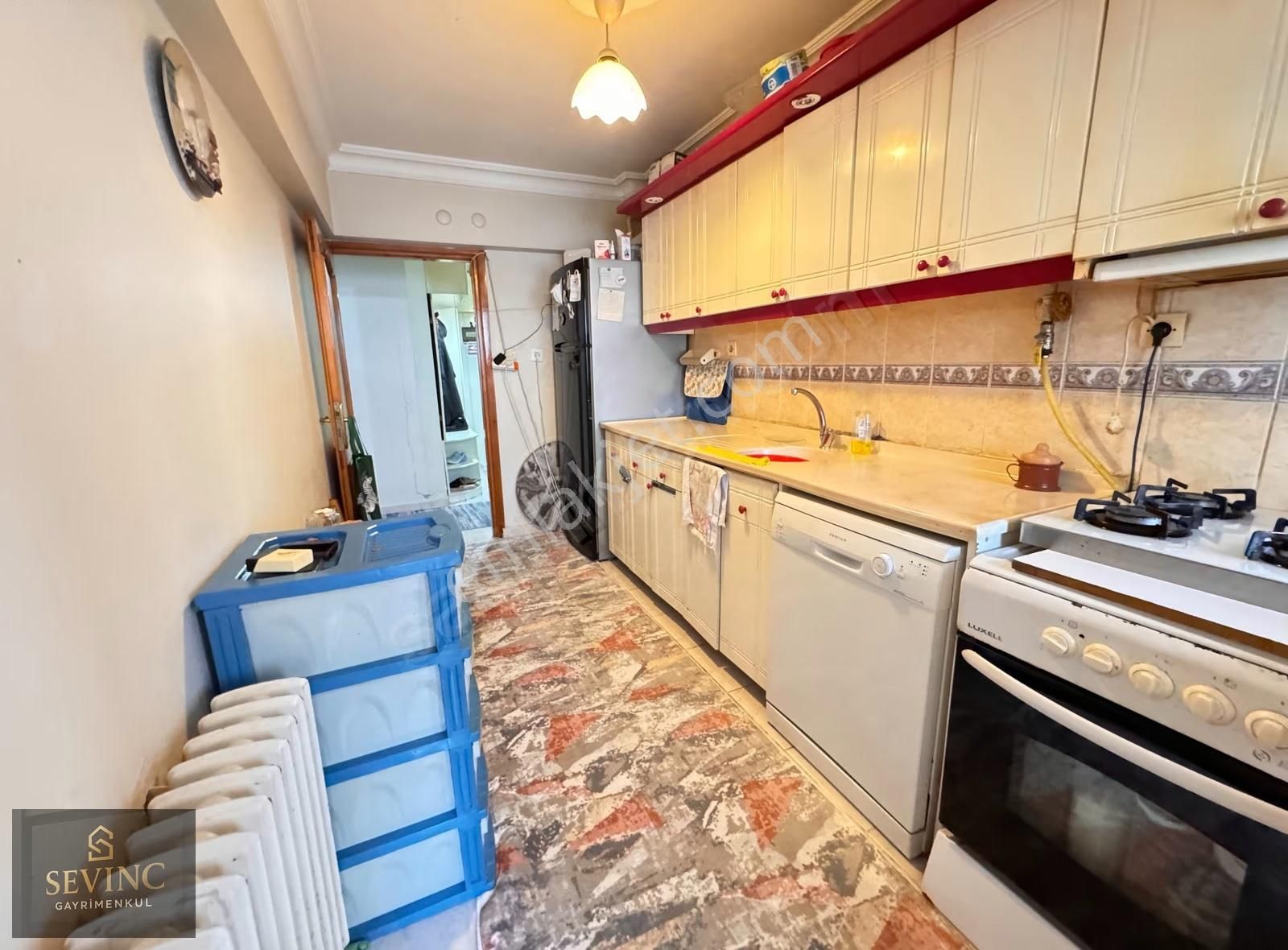 Sevinçten Paşakonakta Okullar Bölgesinde Geniş 2+1 Satılık Daire - Görsel 25