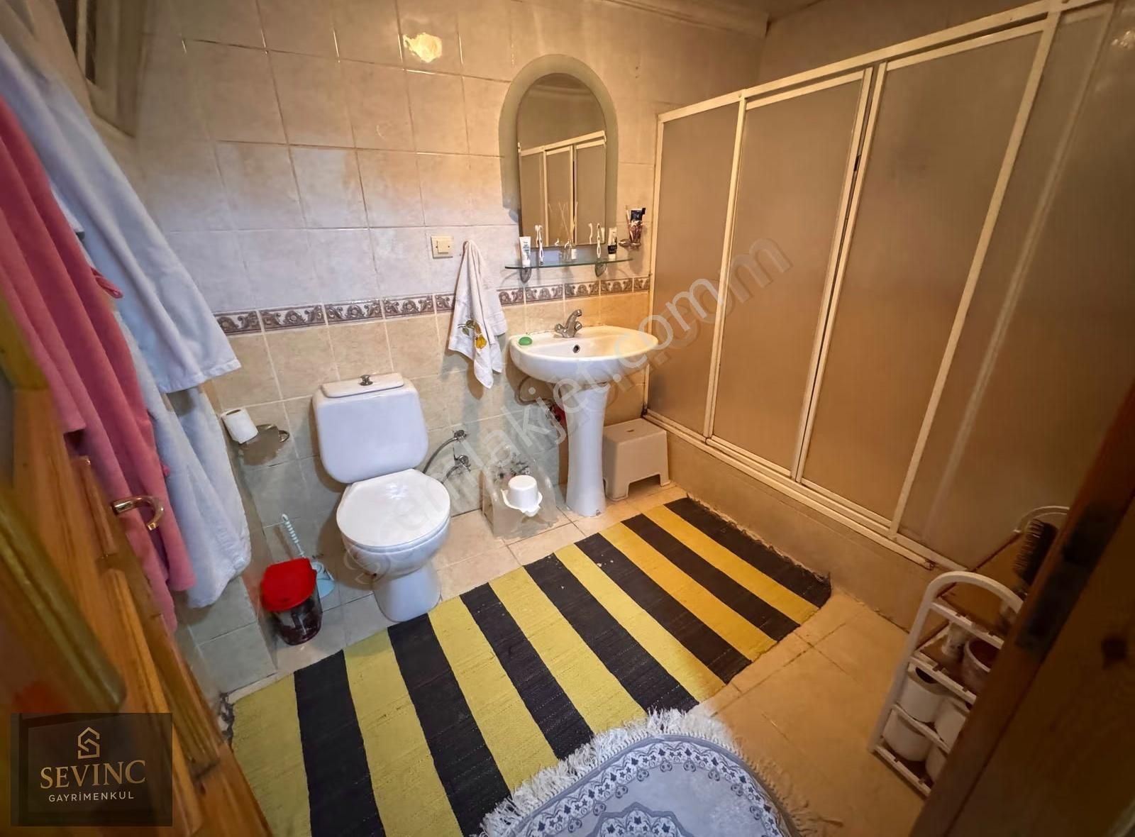Sevinçten Paşakonakta Okullar Bölgesinde Geniş 2+1 Satılık Daire - Görsel 32