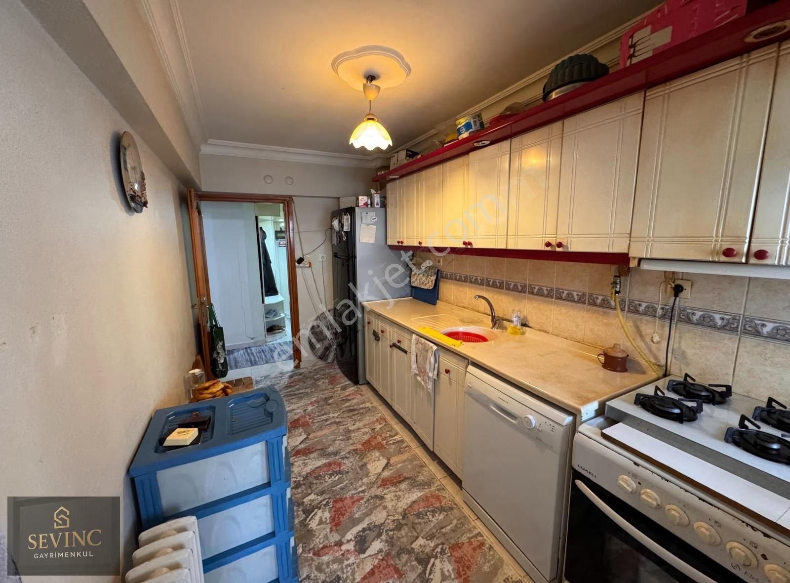 Sevinçten Paşakonakta Okullar Bölgesinde Geniş 2+1 Satılık Daire - Görsel 10