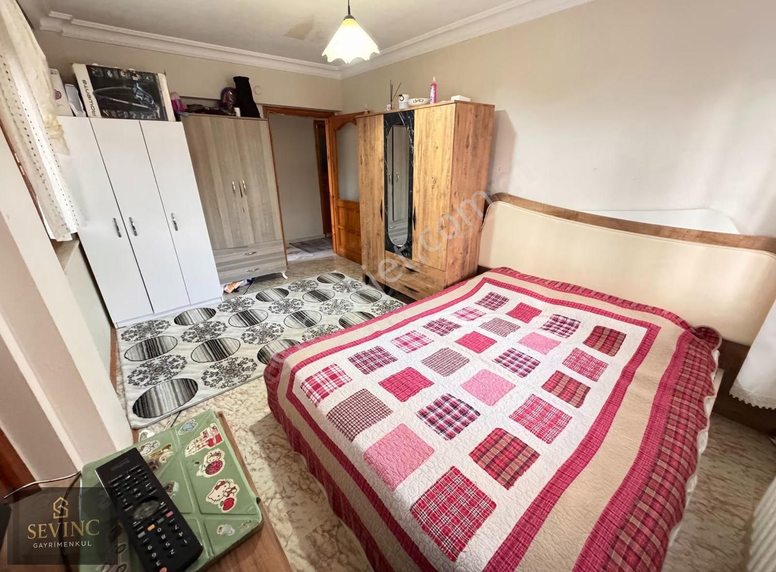 Sevinçten Paşakonakta Okullar Bölgesinde Geniş 2+1 Satılık Daire - Görsel 7