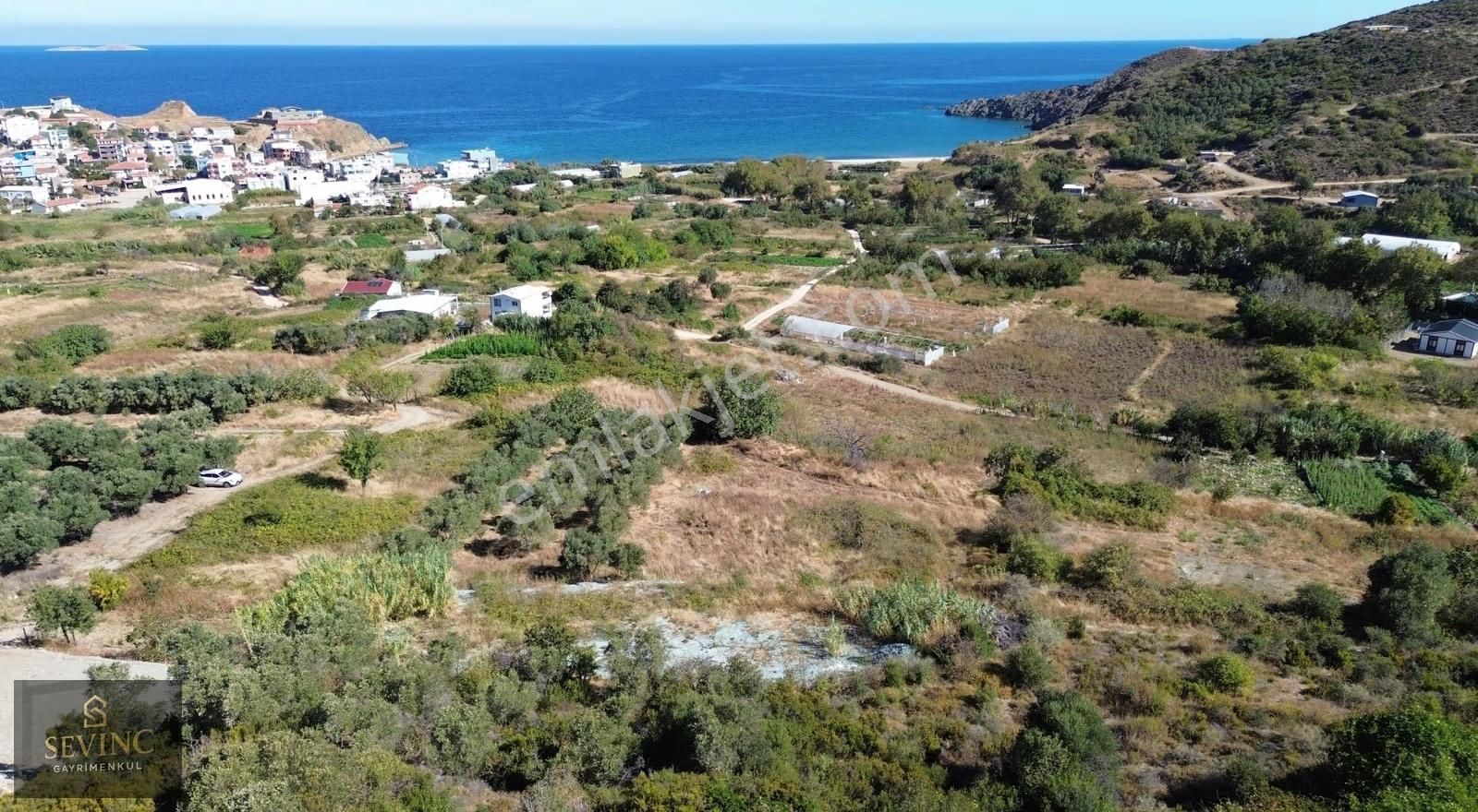 Sevinç'ten Sahil Yenicede 983m² Köye Yakın Deniz Manzaralı