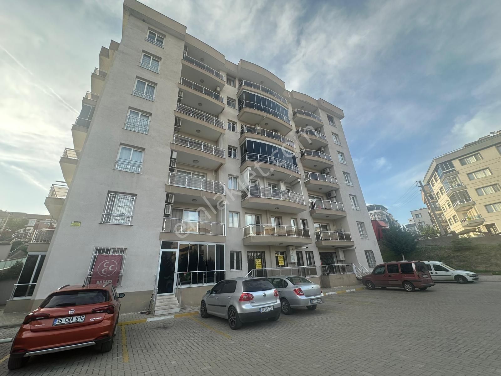 Turpa Güven Gayrimenkulden Satılık