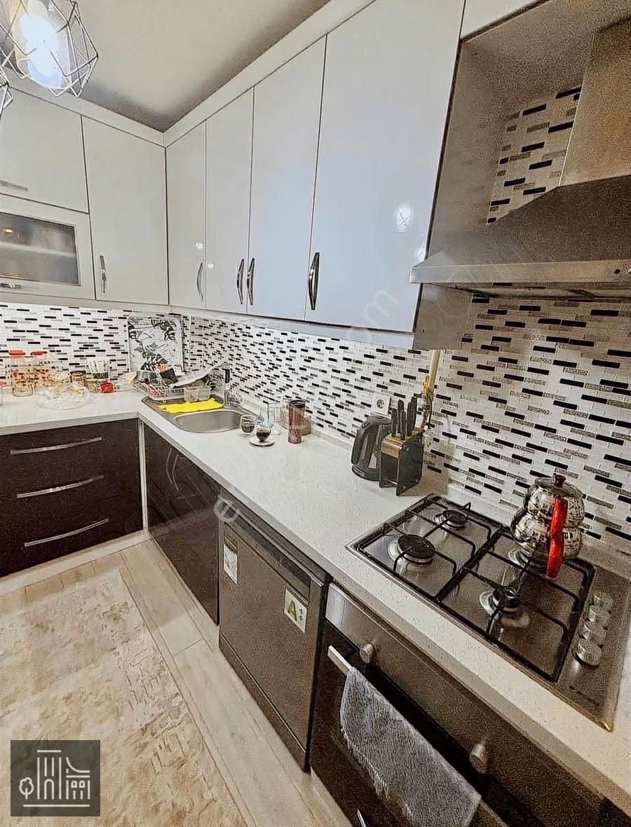 Göztepe Sağlık Ocağı Sokağında 3+1 115m2 Yüksek Giriş Bahçeli - Görsel 13