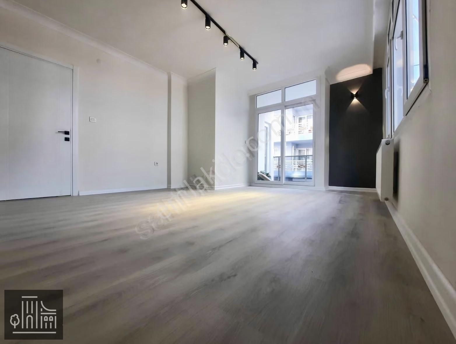 Güzelyalı Sağlık Ocağı Sokağında 3+1 1.kat Köşe Masrafsız Daire - Görsel 16