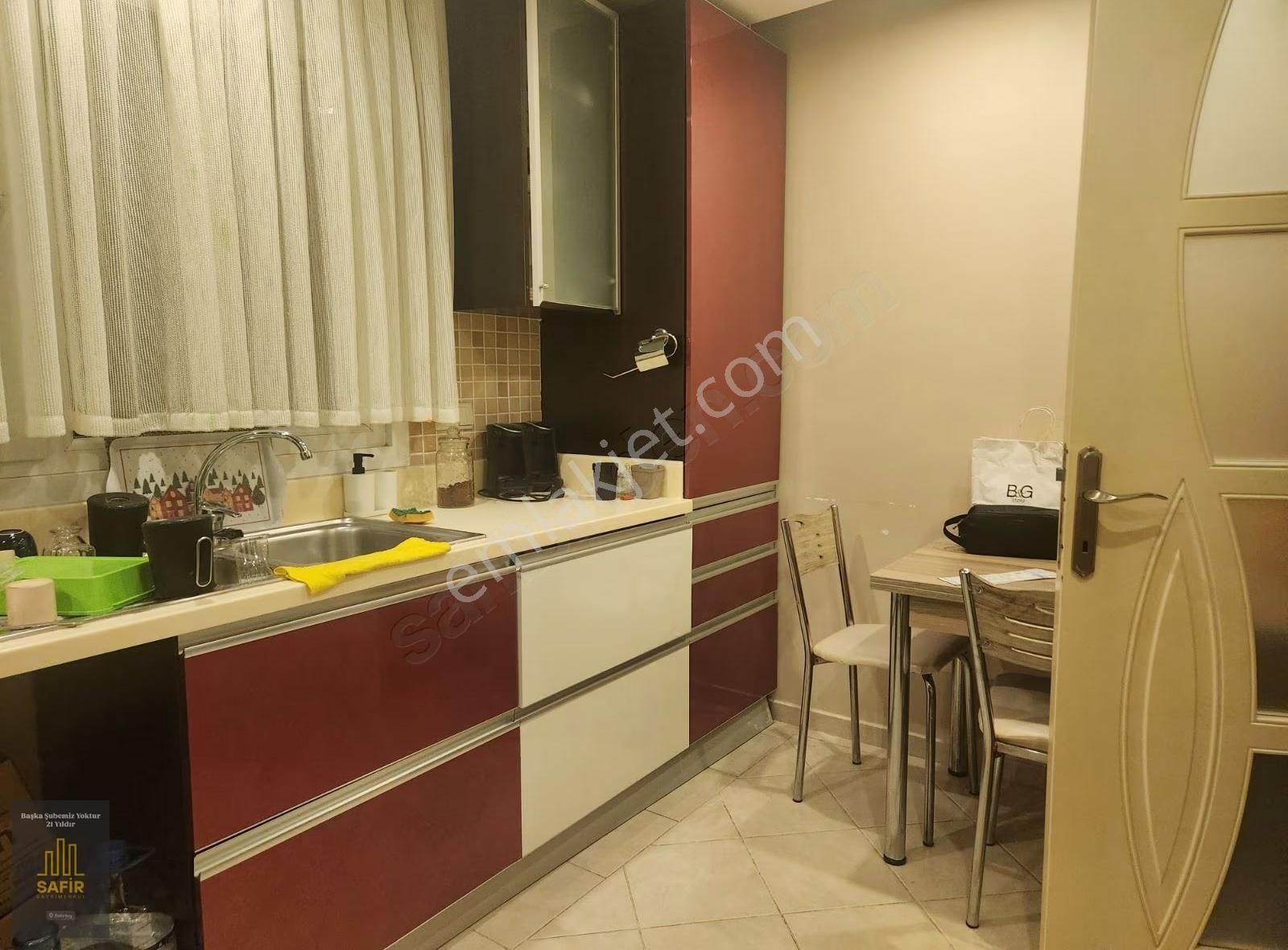 Bahçelievler Ömür Sokakta 3+1 Giriş Kat Otoparklı - Görsel 4