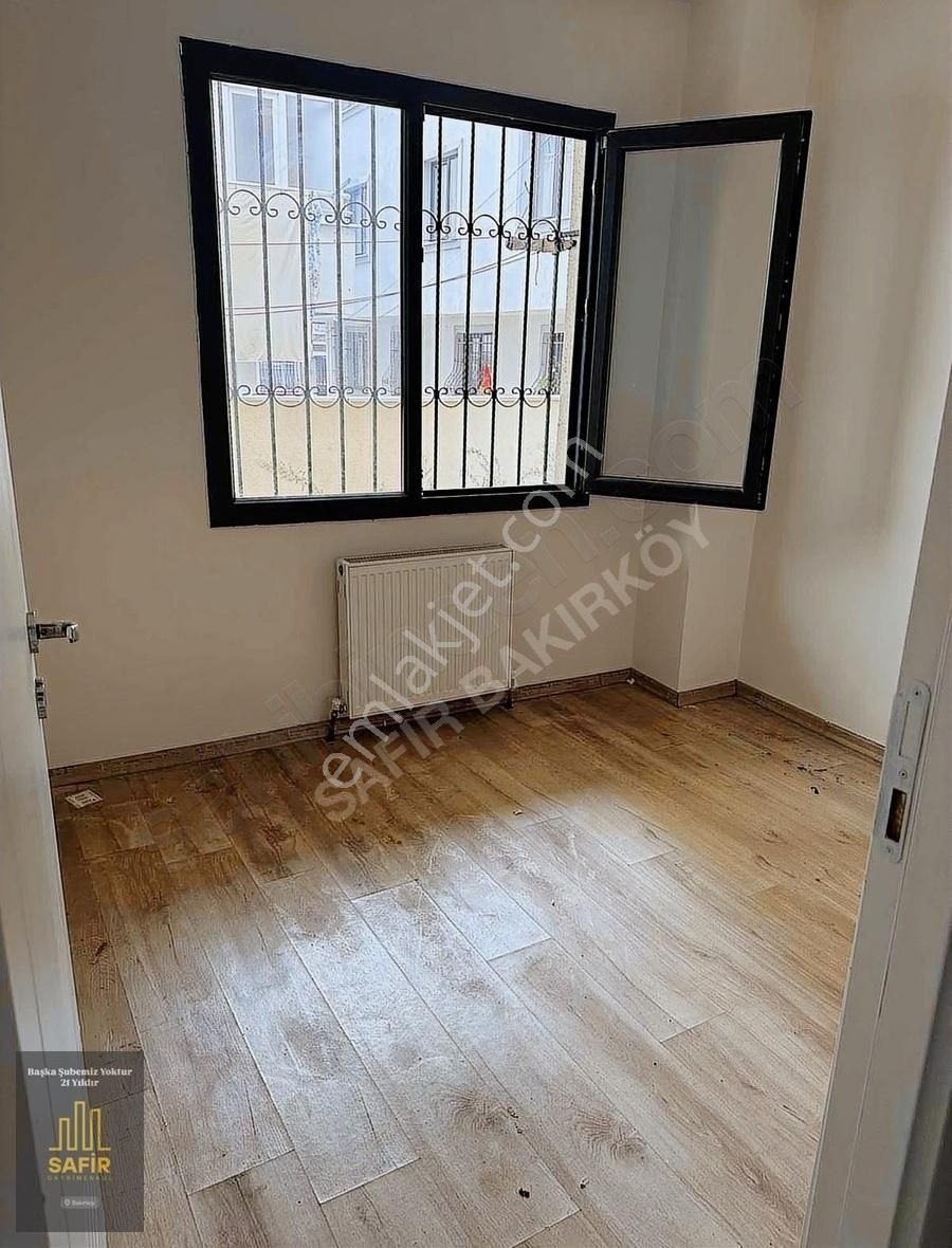 Kanarya Çarşıya Yakın Bahçe Kullanımlı 1+1 Daire - Görsel 14