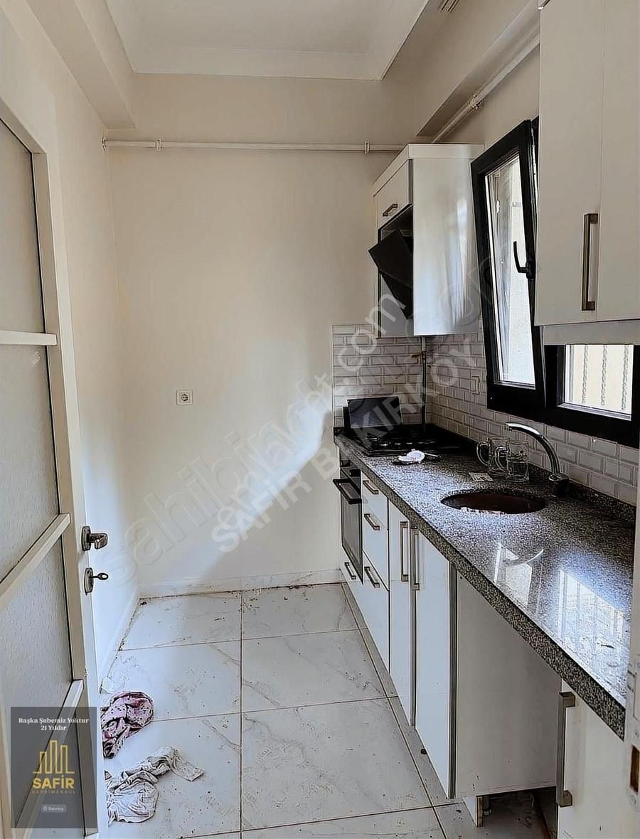 Kanarya Çarşıya Yakın Bahçe Kullanımlı 1+1 Daire - Görsel 24