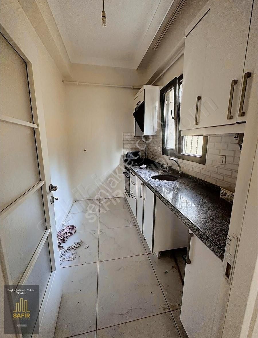 Kanarya Çarşıya Yakın Bahçe Kullanımlı 1+1 Daire - Görsel 8