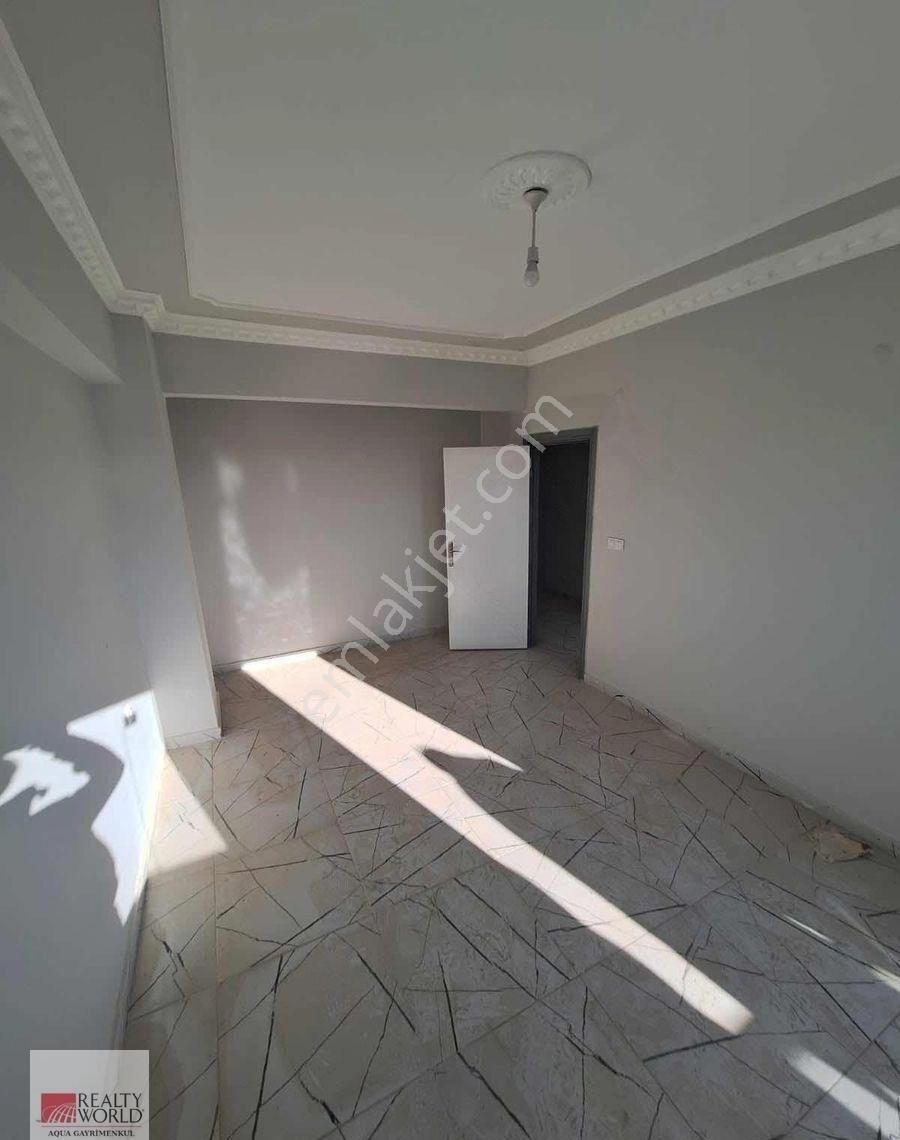 Altıntaş'ta Deniz Manzaralı 2+1 Havuzlu Sitede Kiralık Daire - Görsel 21