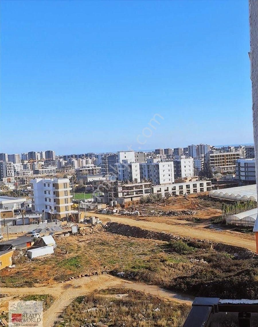 Altıntaş'ta Deniz Manzaralı 2+1 Havuzlu Sitede Kiralık Daire - Görsel 14