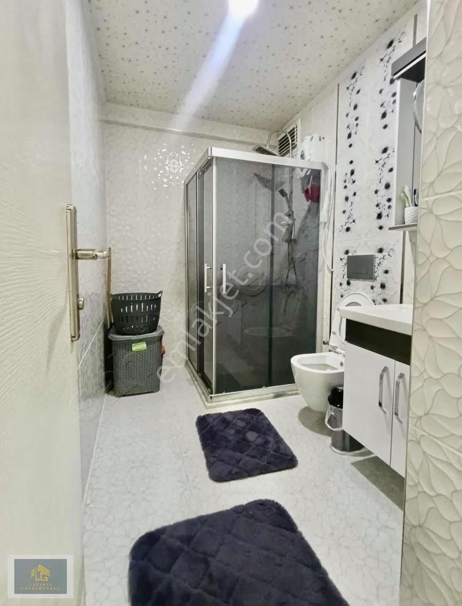 Lavınıa'dan Kapalı Mutfak Panjurlu Satılık 2+1 Daire - Görsel 2