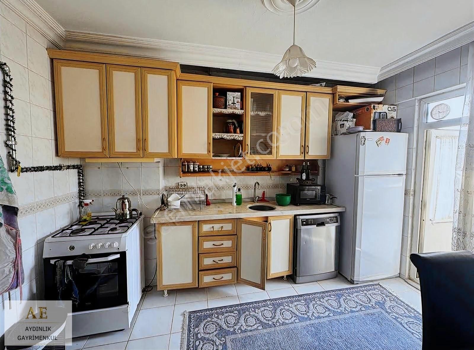 Aydınlık Emlaktan Çarşı Merkezinde Geniş 4+1 Satılık Daire - Görsel 13