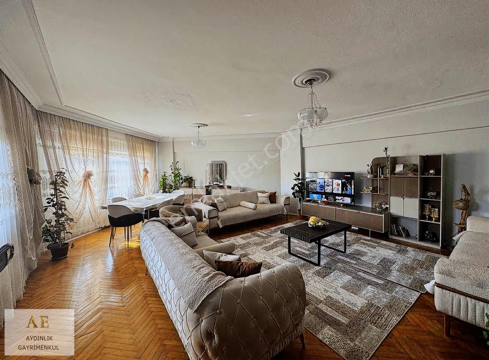 Aydınlık Emlaktan Çarşı Merkezinde Geniş 4+1 Satılık Daire - Görsel 21