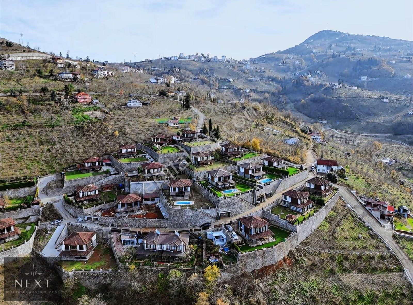 Uğurlu'da Site İçerisinde Satılık Taş Villa - Görsel 5