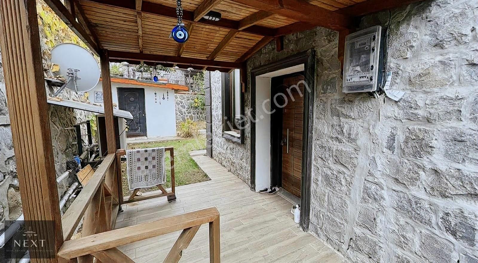 Uğurlu'da Site İçerisinde Satılık Taş Villa - Görsel 21